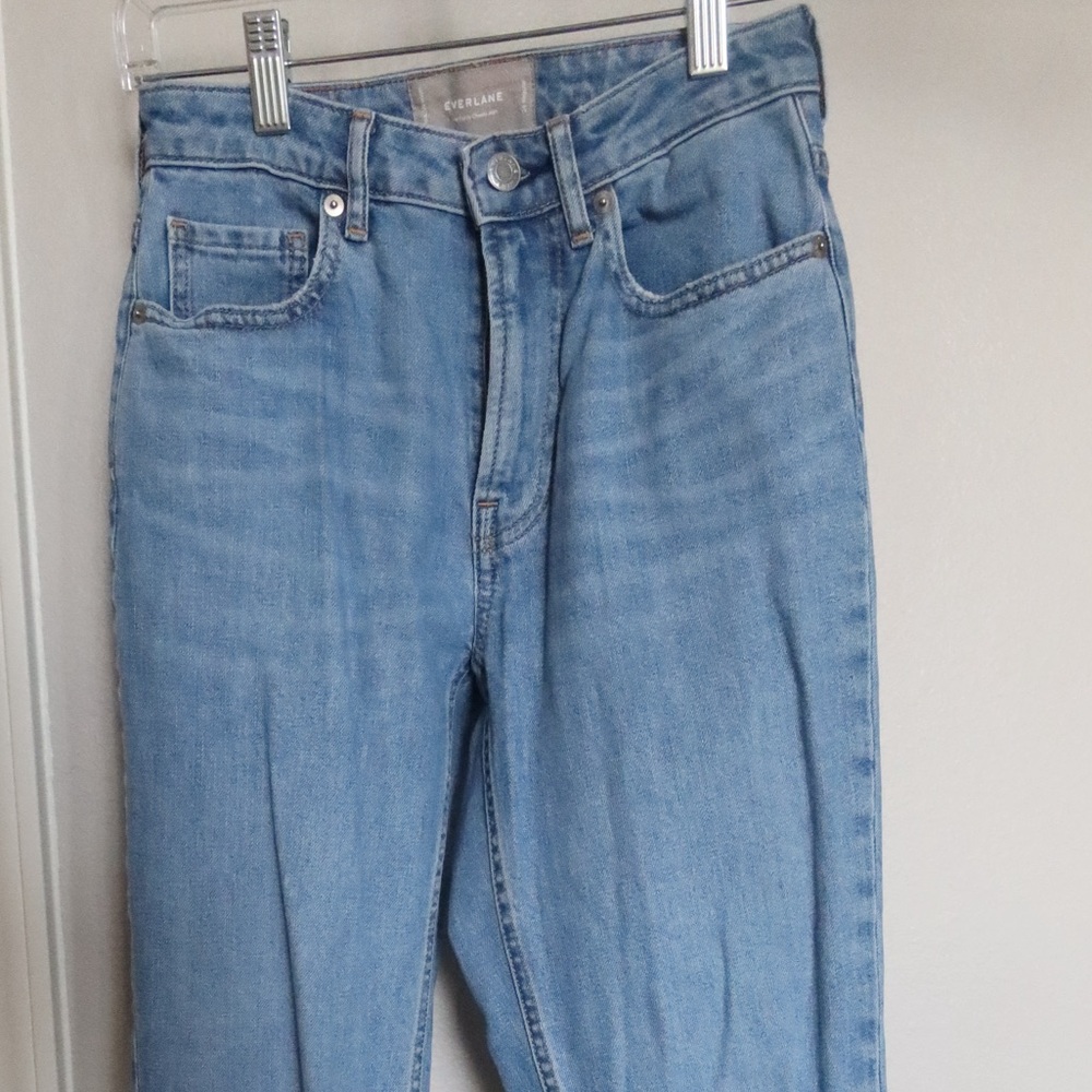 Everlane The Curvy Cheeky Jean Stone-Washed Sky